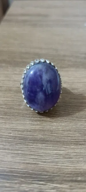 خاتم فضة 925 يحتوي على حجر الجمشت الطبيعي