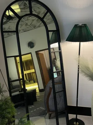 مرايا كورنر جداً لطيفه