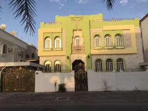 300 m2 5 Bedrooms Villa for Rent in Muscat Ghubrah