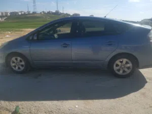 Used Toyota Prius in Amman