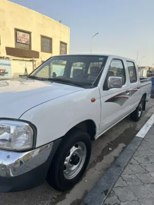 نيسان شبوط 2014 للبيع