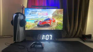 سيت أب جيمنج متكامل للبيع (PS5 نسخة الأقراص + شاشة Lenovo 165Hz + كامل الملحقات)