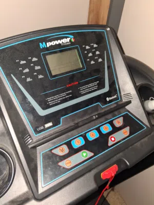 فرصة ممتازة – جهاز مشي للبيع -مستعمل قليل جدا