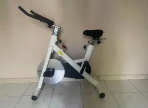 دراجة تمارين رياضيه للبيع