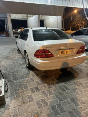 لكزس 430 مديل 2001 للبيع