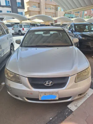 Used Hyundai H 100 in Farwaniya