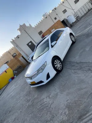 تيوتا كامري 2014