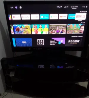 بيعه سرررررريعه تم بيع الشاشه موجود الطاوله منها فيها فحمه جداااااا مع رسيفر واسبيكر يعمل راديو وسي