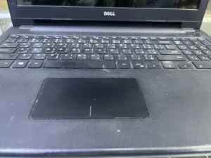 laptop DELL Used