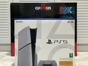 بلايستيشن 5 سليم نسخة Cd مع شاشة بيضاء 180 Hz دقتها 2K