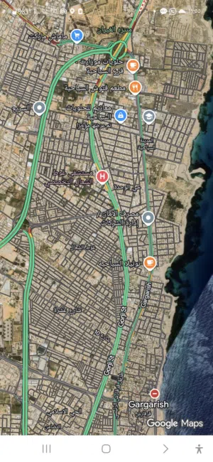 ارض 300 م السياحيه تفتح على واجهتين