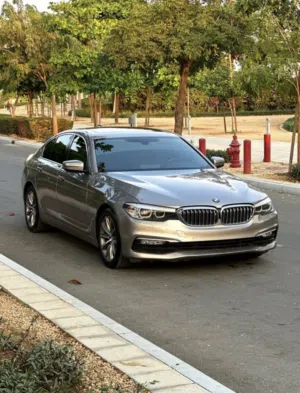 BMW 520 2018 بحالة ممتازة - جاهزة للفحص