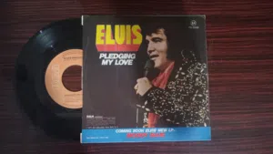للبيع: Disque Vinyle Original – Elvis Presle و بعض الاصطوانات النادرة و الجميلة