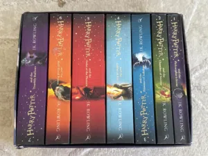 Collection Harry Potter بحالة نظيفة