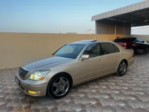 Used Lexus LS in Al Dakhiliya