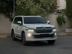 Used Toyota Land Cruiser in Tripoli