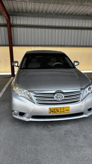 Used Toyota Avalon in Muscat
