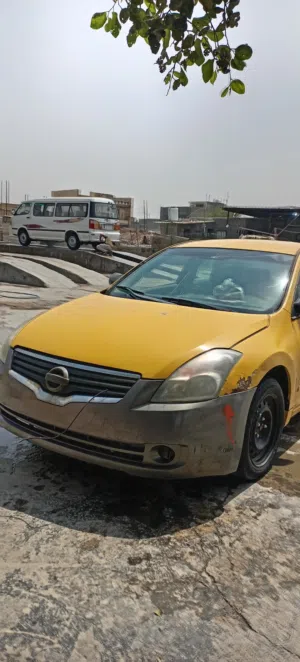 نيسان التيما موديل 2009