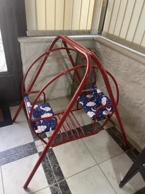 مرجيحه اطفال استعمال بسيط جدا بحاله الجديده