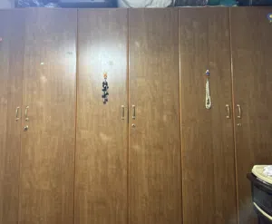 خزانه ومكتبه
