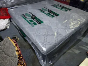 لبيع مراتب غرف النوم  والسراير  واللحافات الراقيه تفصيل حسب الطلب والمقاس المطلوب ويوجد جاهز