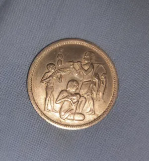 عملات العشر قروش التذكاريه و النسر بتواريخ مختلفه