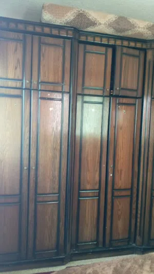 تخت (سرير) مجوز و خزانة 6 ابواب للبيع بحالة الوكالة