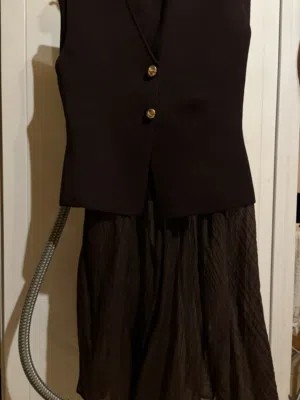 طقم تنورة وبلوزة أنيقة ستايل Zara