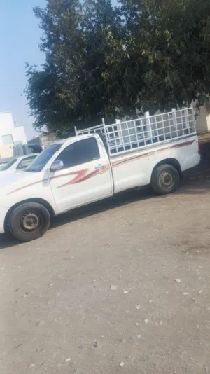 نقل بيك اب بيكم نقل عفش نقل عام لجميع أنحاء السلطنة متوفر نجارة  نجارين حمالين محترفين جميع البضائع