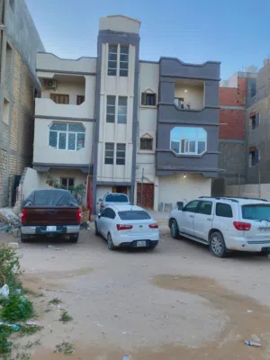عمارة في 11 يوليو