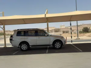 Used Mitsubishi Pajero in Al Dhahirah