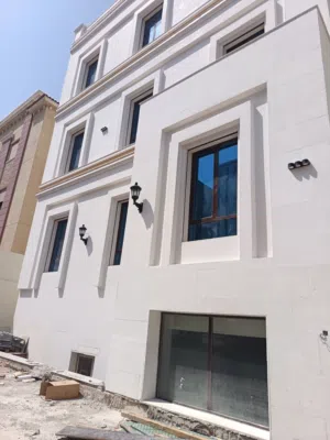 200 m2 4 Bedrooms Apartments for Rent in Mubarak Al-Kabeer Abu Ftaira