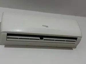 مكيف جنرال 12قطعه داخلية شبه جديد وقطعيه خاريجية