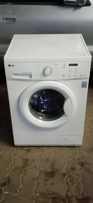 7 KG LG washing machine for sale in good working neet and clean with warranty delivery is available
