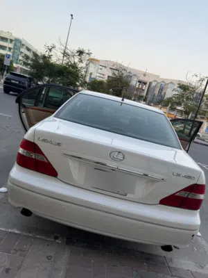 Used Lexus LS in Ajman