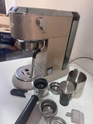 DeLonghi EC885 Coffee Machine – Like New