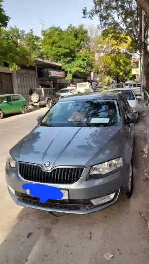 سكودا اوكتافيا 2013
