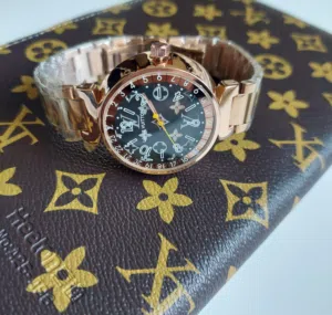 ساعة حضور قوي من LV