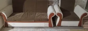 عندي طقم كنب من طرفين مستعمل للبيع