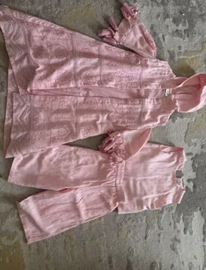 ملابس للاطفال