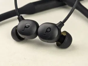 انكر ساوندكور لایف U2i: رفيقك الصوتي الأمثل لتجربة لا مثيل لها تجمع سماعة Anker Soundcore Life U2i