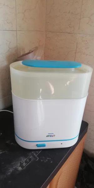معقم رضاعات ماركة AVENT PHILIPS شغالة شبه جديدة