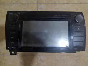 شاشه لسيارة تندرا
