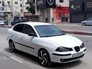 Used Seat Cordoba in Hebron