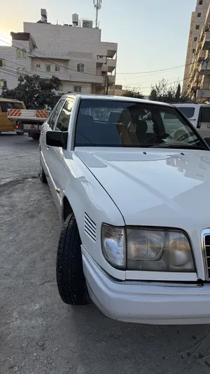مارسيدس-بطة-موديل-1995-e250-ديزل