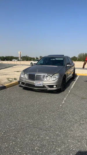 مرسيدس E500 للبيع بدي كت E55 موتر نظيف