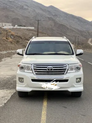 Used Toyota Land Cruiser in Al Batinah