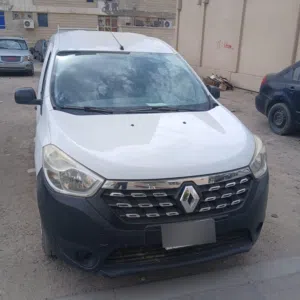 Used Renault Dokker in Farwaniya