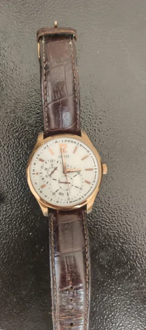 Analog Quartz Guess watches  for sale in Amman