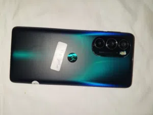Motorola Edge 30 Pro — فخامة الفلاجشيب الحقيقي